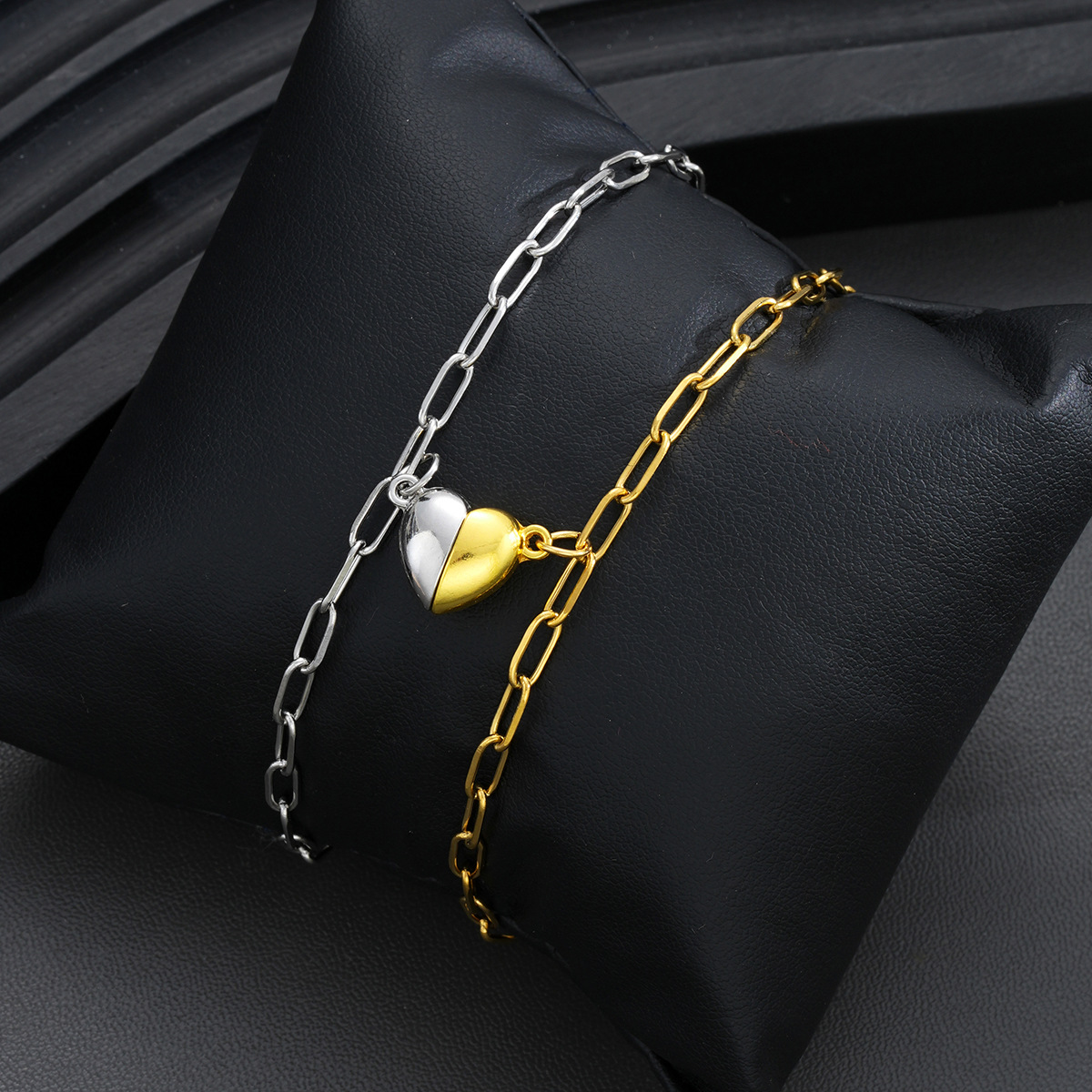Magnetic Heart Couple Bracelet - огляд і ціна Paperclip Magnetic Set