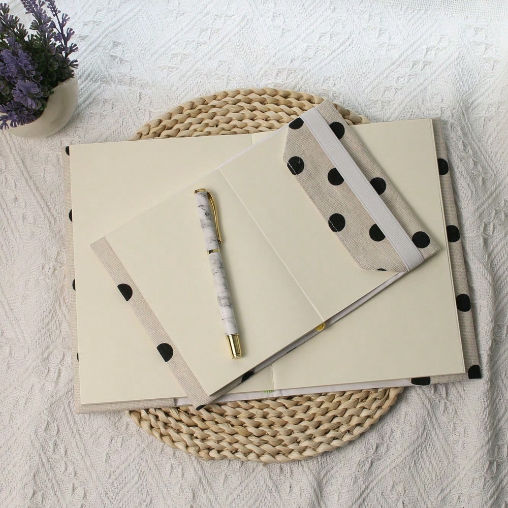 A5 A6 Weeks Gray Background Bl - огляд і ціна Notebook Dotted A5
